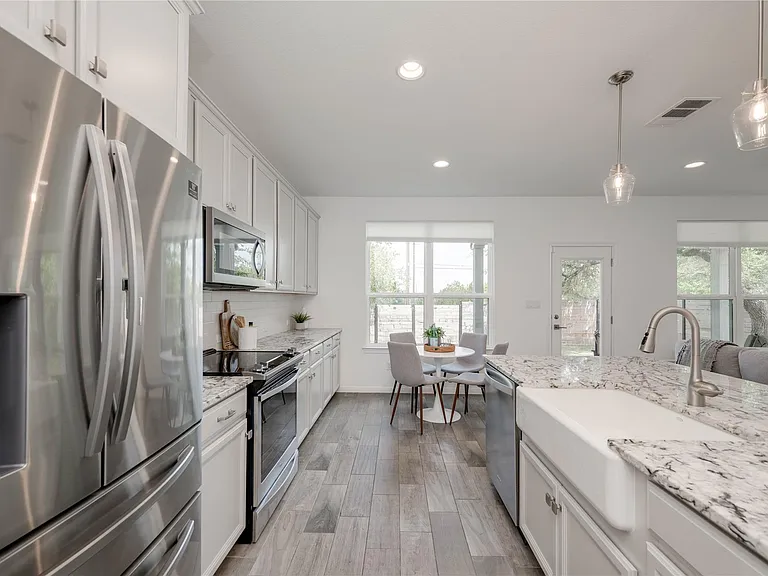 16601 Sydney Carol Ln — Photo 24