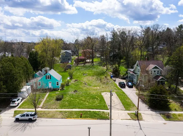7431 Terrace Ave, Middleton, WI 53562