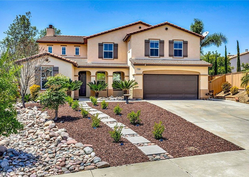 1st image of 17603 Fan Palm Ln