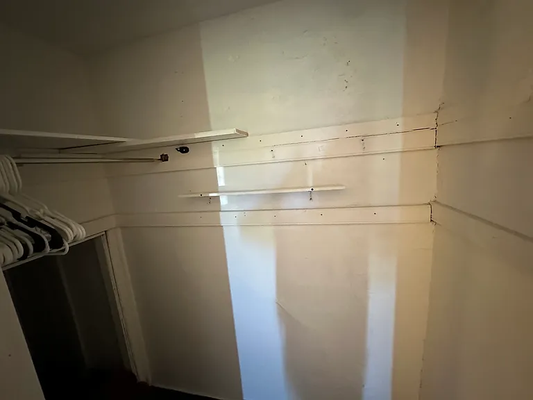 2449 Delaware Ave #2UPR — Photo 16