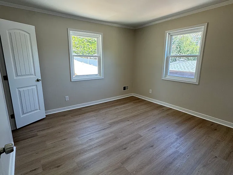 17 Springside Ave — Photo 9