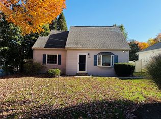 3009 Millfair Rd, Erie, PA 16506