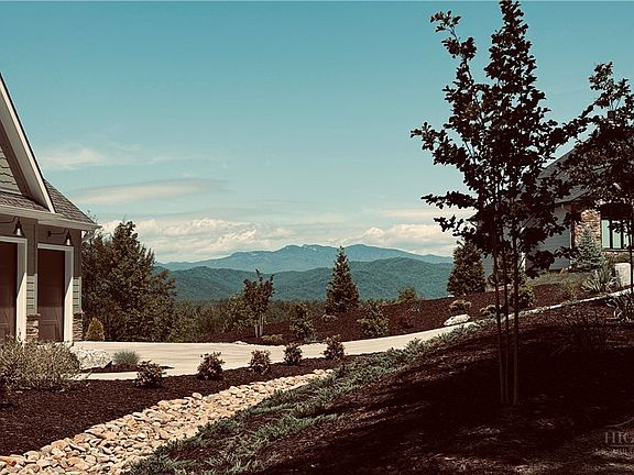 4th image of 1029 River Club Ridge