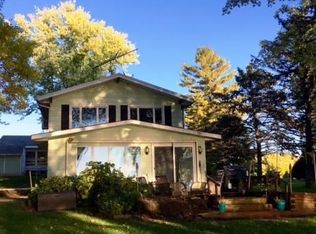 N9671 Northern Shrs, Fox Lake, WI 53933