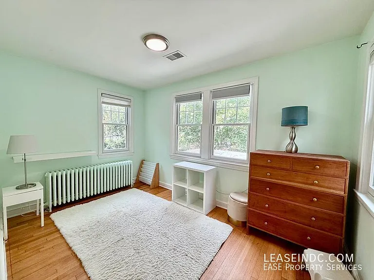 4825 Butterworth Pl NW — Photo 25