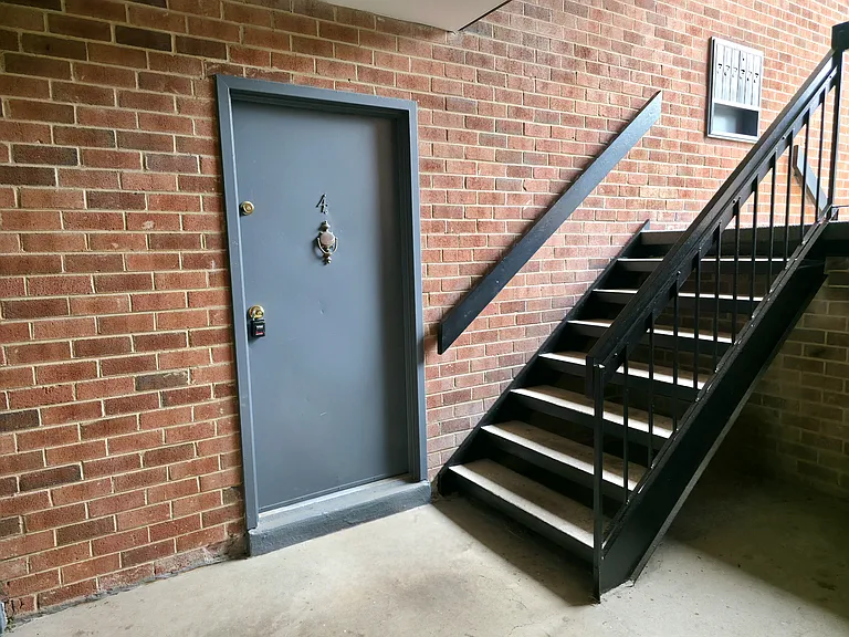 114 Van Buren Rd #4 — Photo 3