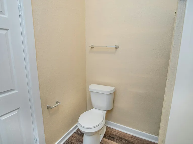 125 Southolme Ave — Photo 18