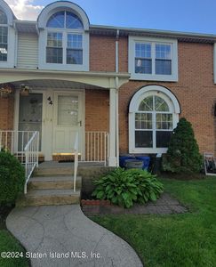 44 Debbie St #12A, Staten Island, NY, 10314