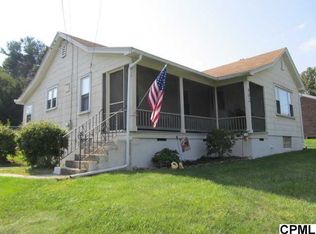 402 Lewisberry Rd, New Cumberland, PA 17070