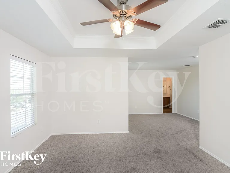8503 Silver Willow — Photo 8