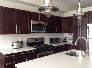 266 New York Ave #2, Brooklyn, NY 11216