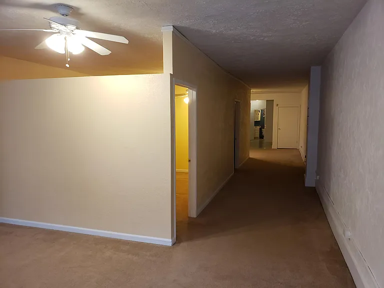 111 Smithfield St — Photo 19