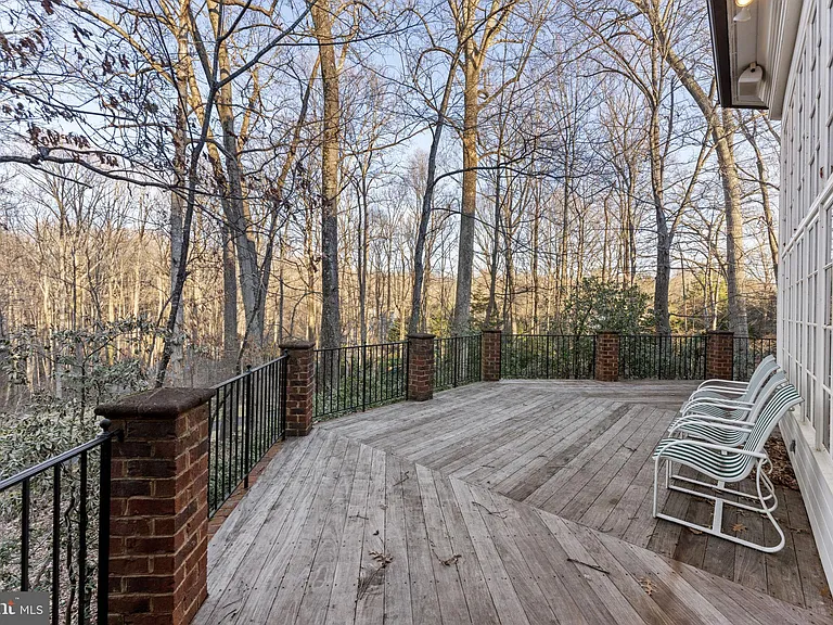 8541 Old Dominion Dr — Photo 65