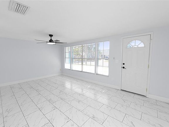 2nd image of 4037 Grayton Dr