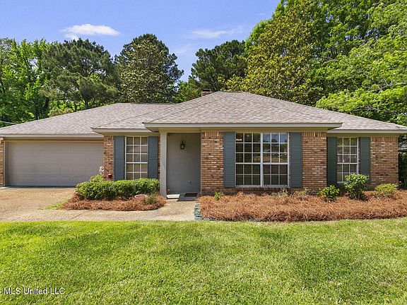 2nd image of 197 Azalea Cir