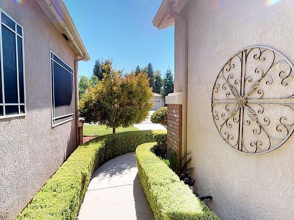 4th image of 2686 E Solar Ave