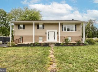 7725 Farmdale Ave, Harrisburg, PA 17112