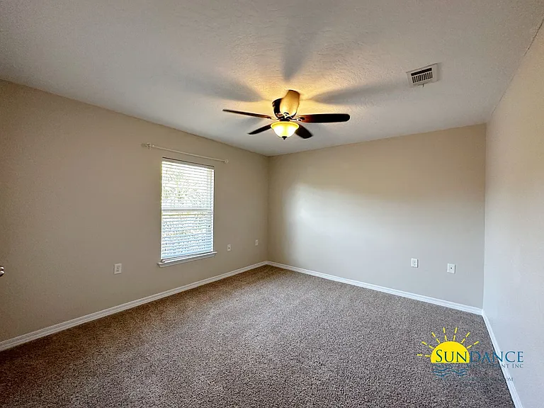 1588 Venice Ave — Photo 21