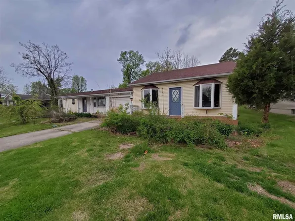 1305 S Roosevelt St, Harrisburg, IL 62946