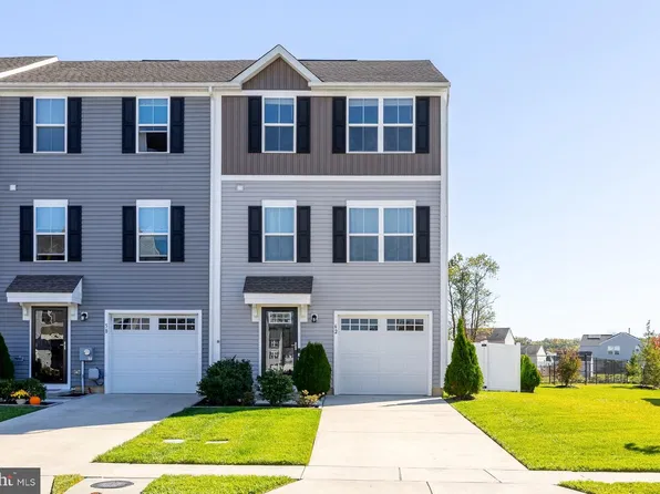62 Burr St, Williamstown, NJ 08094