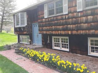 43 Meadowlark Rd, Vernon, CT 06066