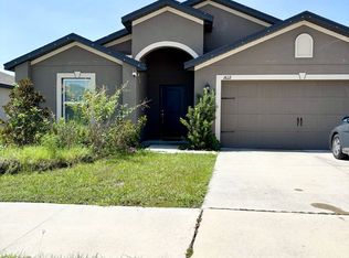 1612 Swan Lake Cir, Dundee, FL 33838