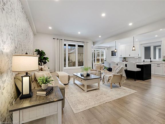3rd image of 68 Cedar St #11