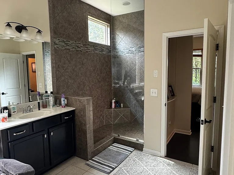 524 Fort Lee Ct — Photo 9
