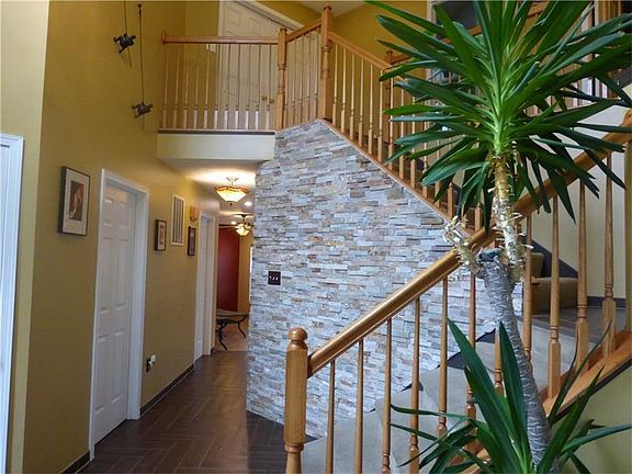 2nd image of 5202 Teakwood Ct