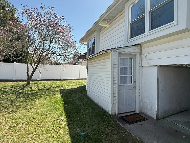 16 Wexford Rd — Photo 46