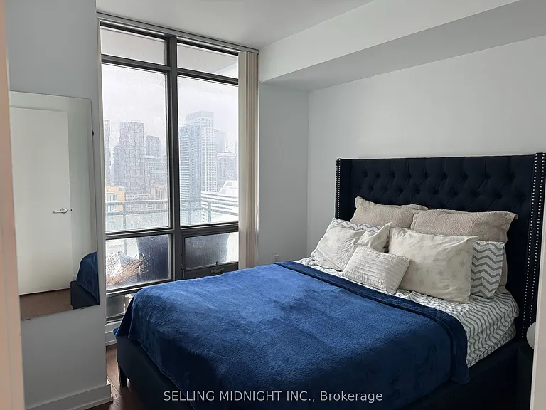 5 Mariner Ter #3609 — Photo 22