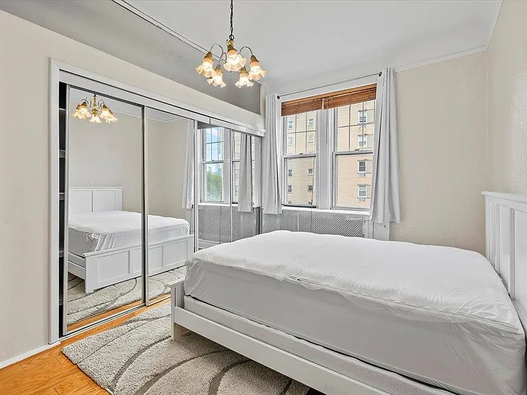 6015 Boulevard E #D4 — Photo 4