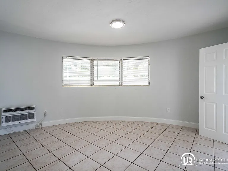 7640 Carlyle Ave #7A — Photo 14