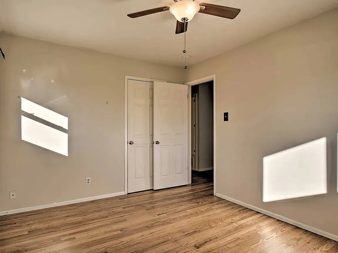 Building Photo - 65 S Cody Ct