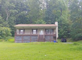 2267 High Top Rd, Linden, VA 22642