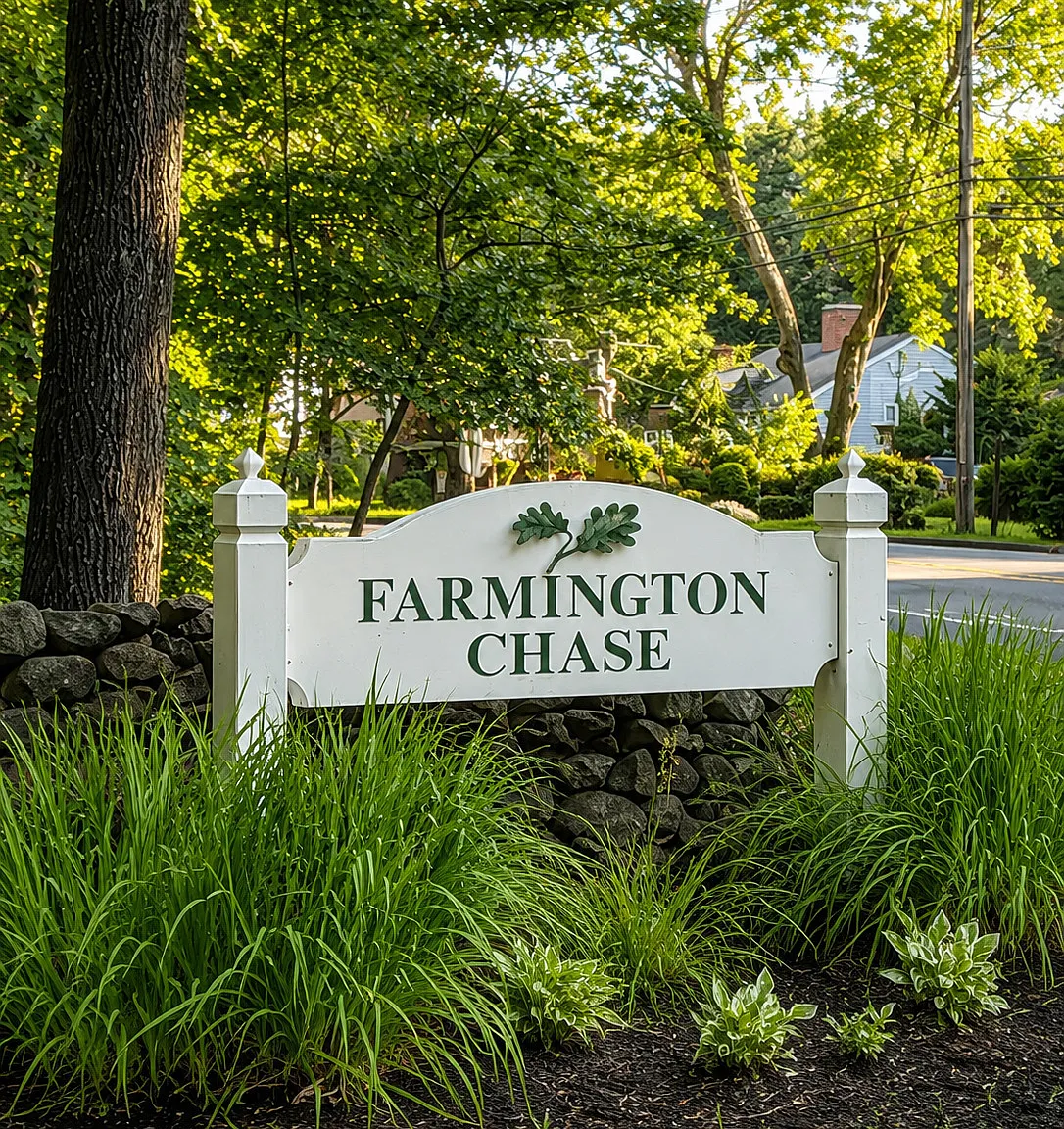 Farm Chase Crescent — Photo 1
