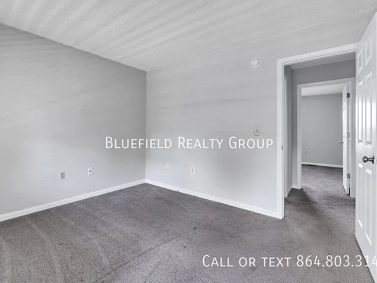 250 Elm St #922 — Photo 10