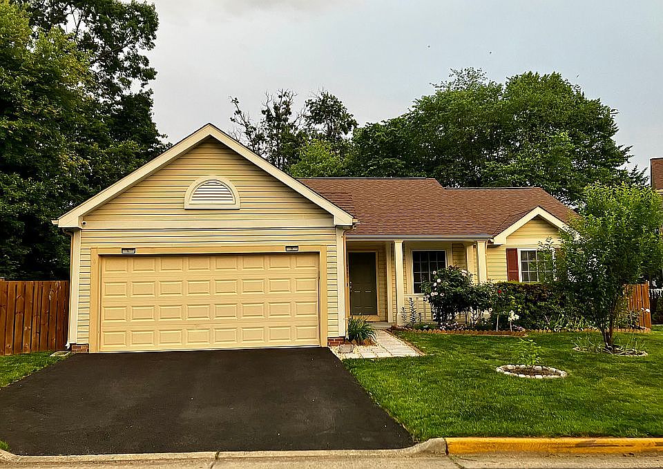 1st image of 10280 Westwood Ct