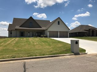 2121 E Woodland Cir, Muskogee, OK 74403