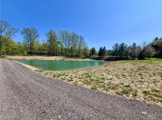 W Loveland Rd, Madison, OH 44057