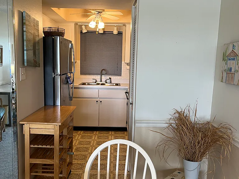 117 Country Club Dr #602 — Photo 30