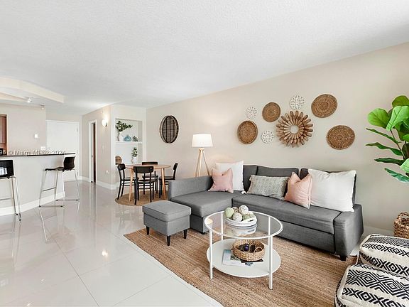 4th image of 6917 Collins Ave APT 411