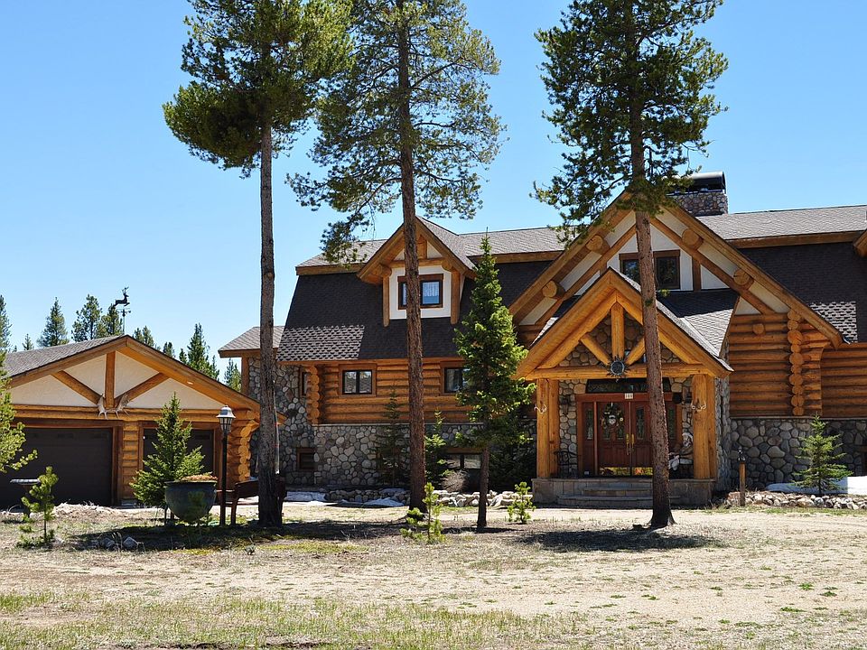 Front & 3 Car Garage