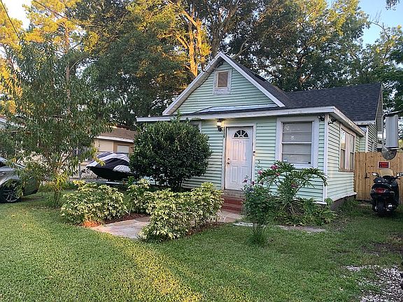 2nd image of 1716 W 21st St