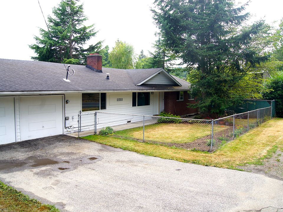 1st image of 10415 NE 145th St