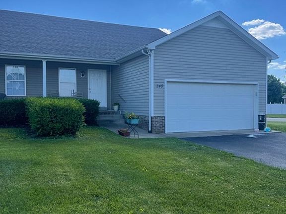2nd image of 221 Hanover Ct #249