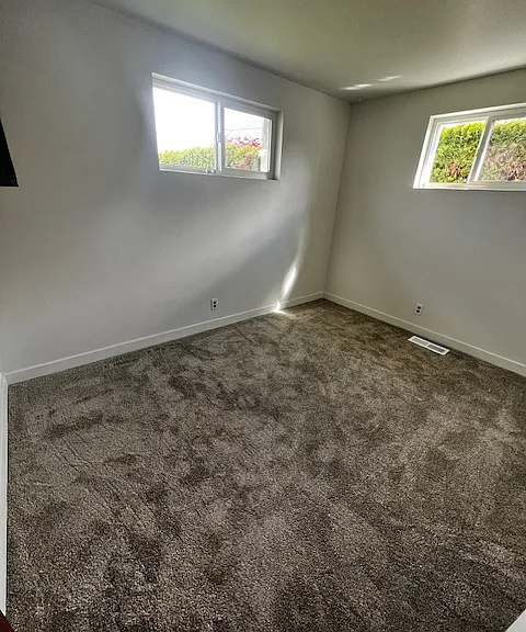 915 S 4th Ave — Photo 14