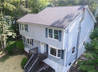 137 Dartmouth Trl, Hopatcong, NJ 07843
