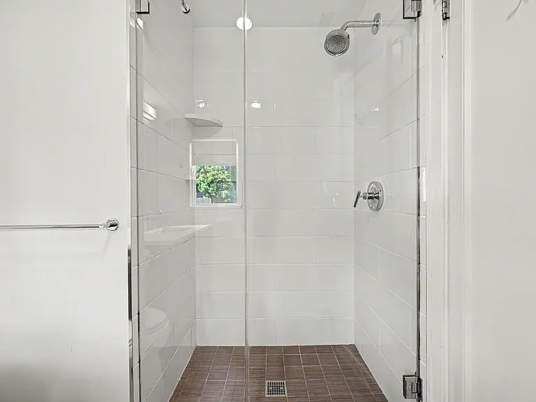 12 Rockview Dr — Photo 23