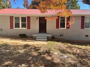 1704 Walnut Ave, Lawrenceburg, TN 38464